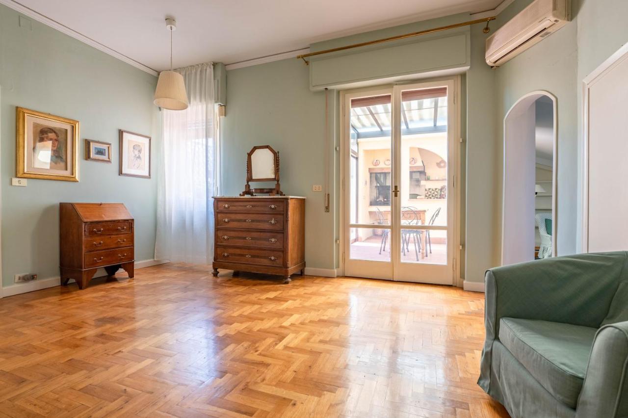 Terrace At 10 Mins From The Duomo - Homeunity Florence Extérieur photo